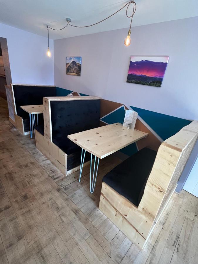 Hampton Hotel & Restaurant Llandrindod Wells Exterior photo